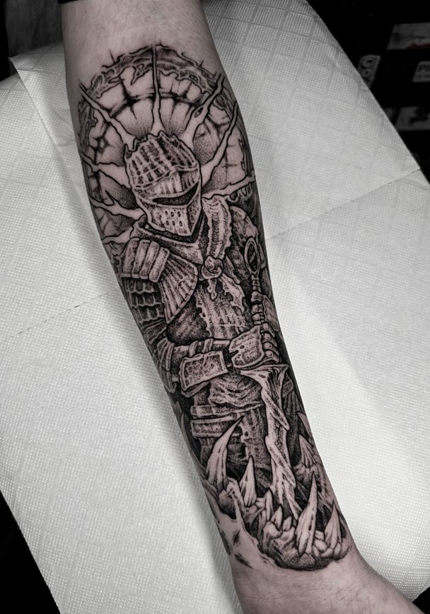8 tattoo-blackwork-guerrero-alpedrete