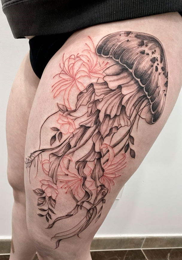 tattoo-fine-line-medusa-alpedrete